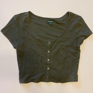 Cropped button down